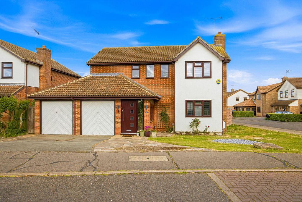Property photo 2 of 34