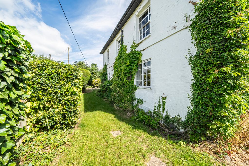 Property photo 2 of 29