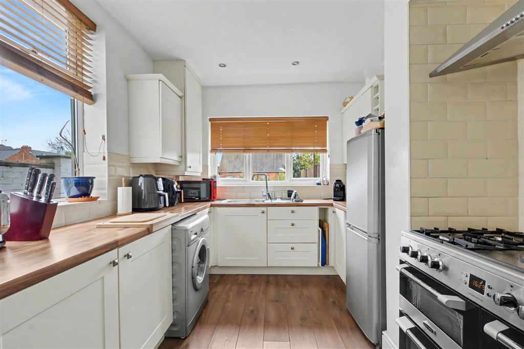 Property photo 2 of 17 Kitchen_1.Jpeg