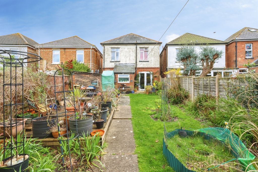 Property photo 3 of 13