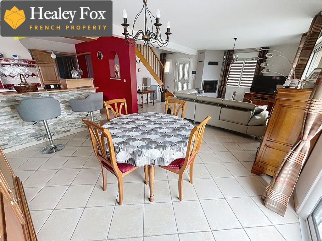 Property photo 2 of 18