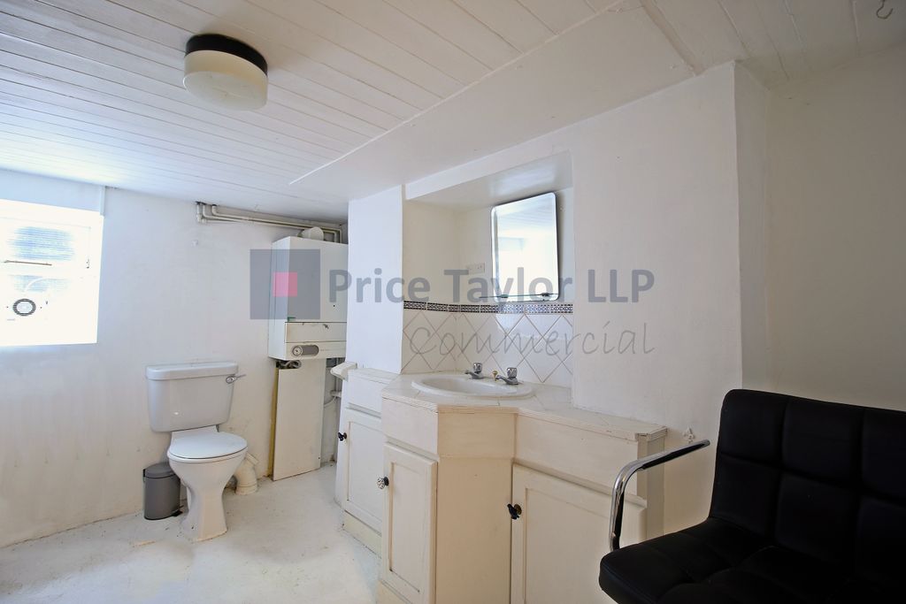 Property photo 3 of 3