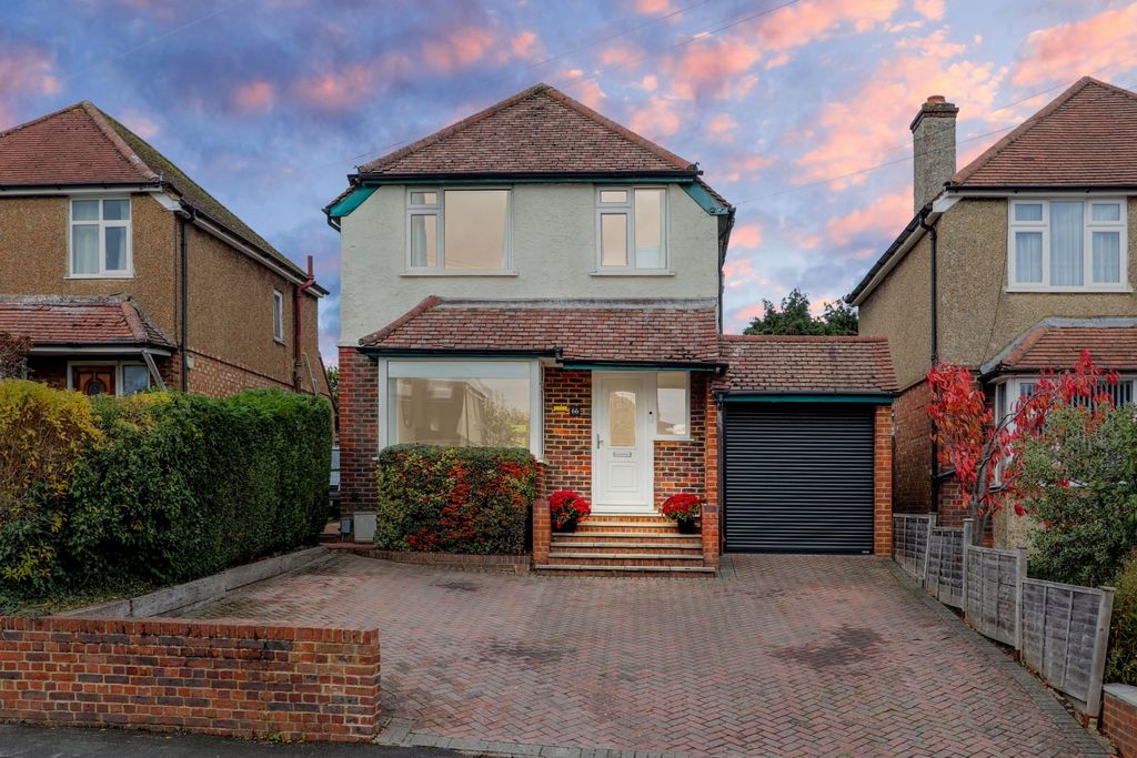 Property photo 1 of 27 Front View Of The Property At Dusk