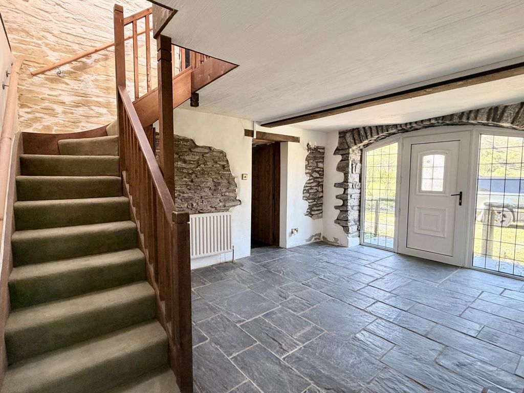Property photo 2 of 14 Not Specified