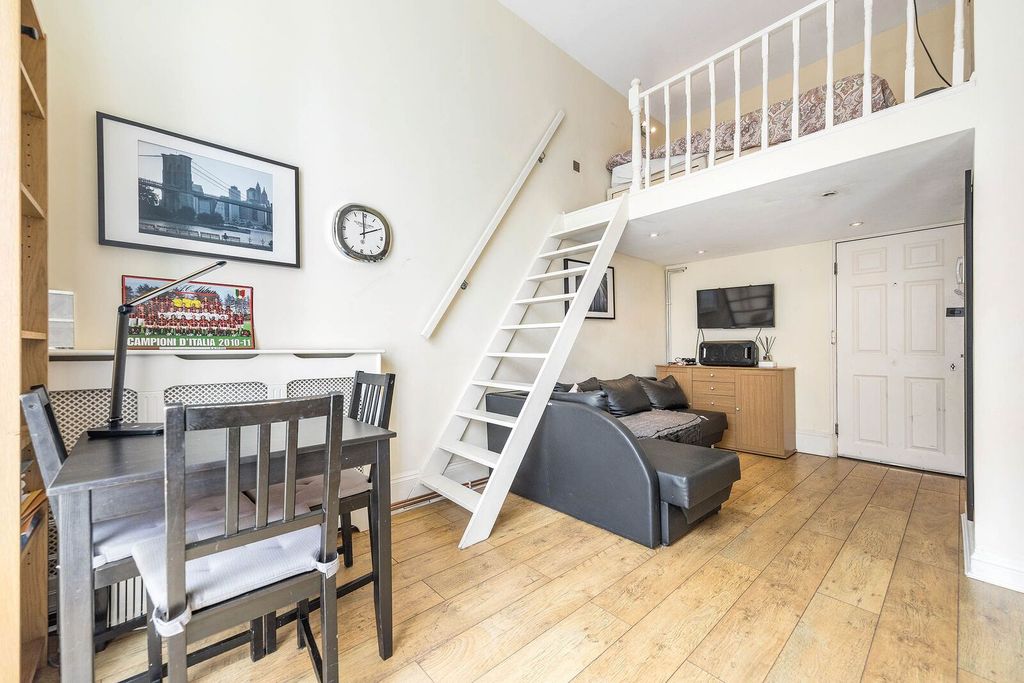Property photo 2 of 4