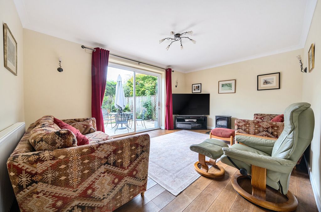 Property photo 2 of 14 1345298-9-68Ad92B...