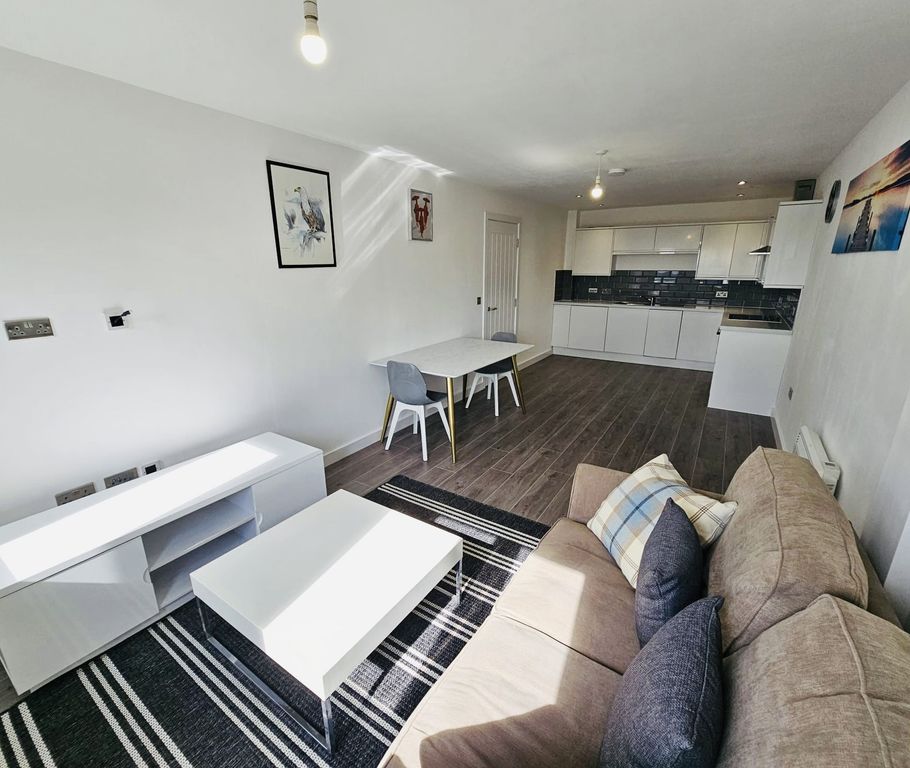 Property photo 2 of 12