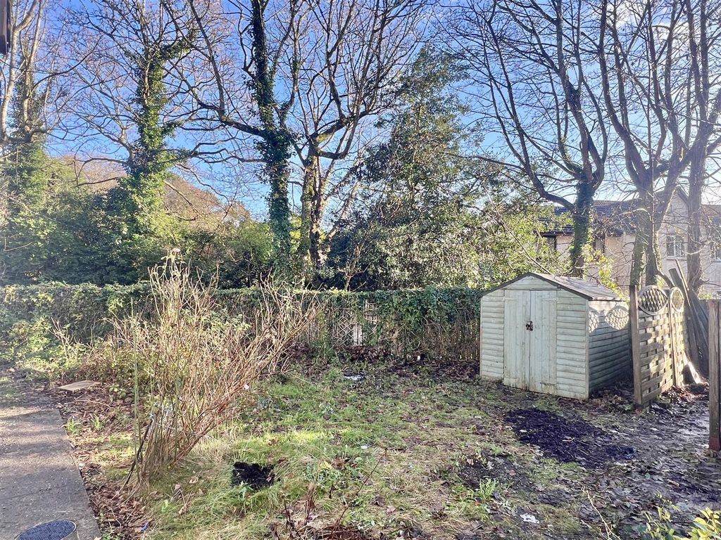 Property photo 2 of 19 Garden