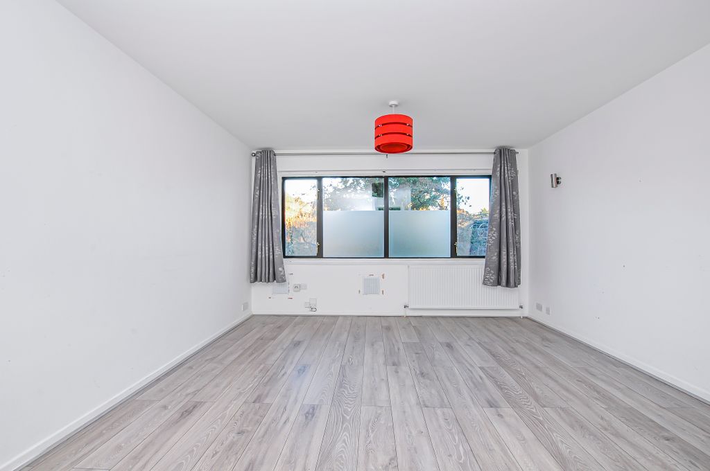 Property photo 3 of 10 Dsc_5258