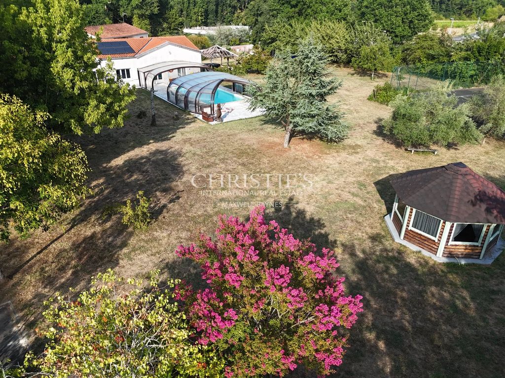 Property photo 1 of 38 Large Property In Grézac: 370 Sqm, Covered Pool, Tennis Court And Gîte Space