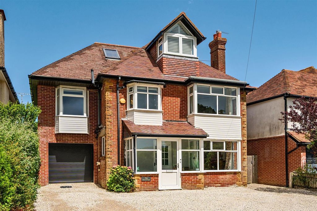 Property photo 1 of 35 1467880-17-6A2820E0dc0Ab.Jpg