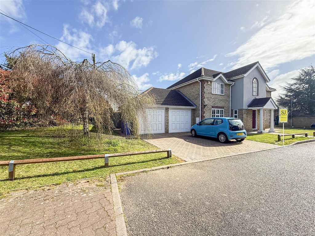 Property photo 2 of 23 Front