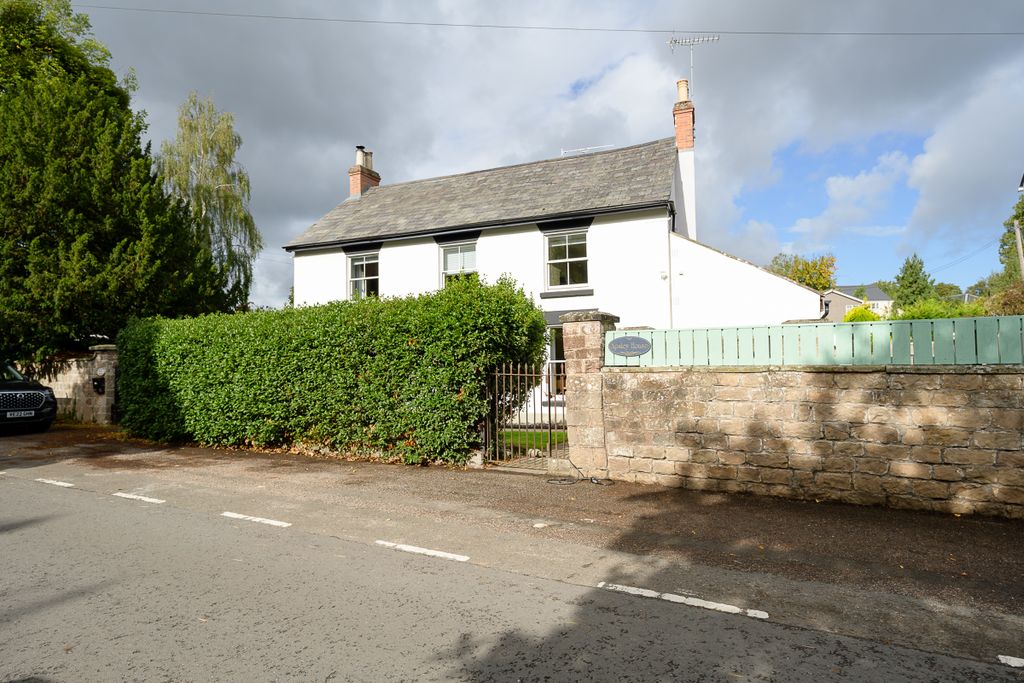 Property photo 1 of 21 Apsley House-2