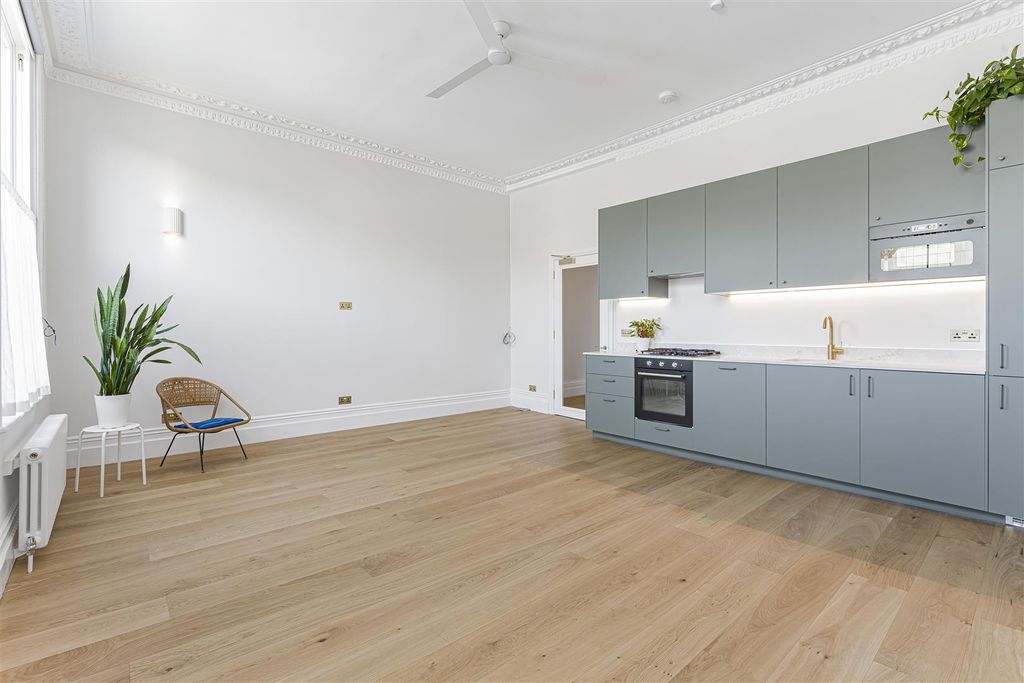 Property photo 1 of 7 Ped08296.Jpg