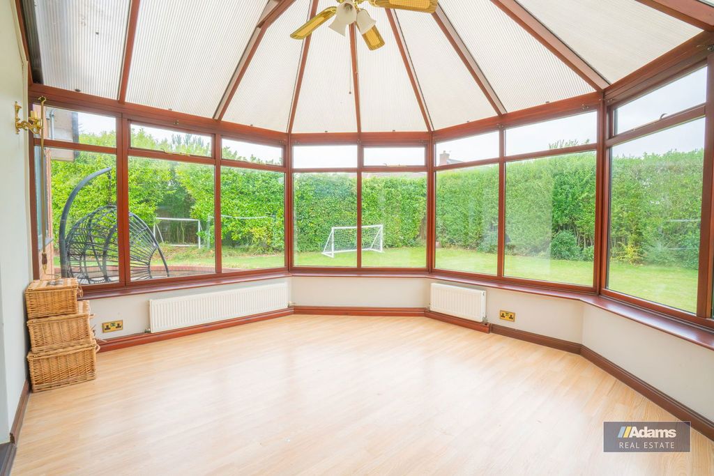 Property photo 3 of 48