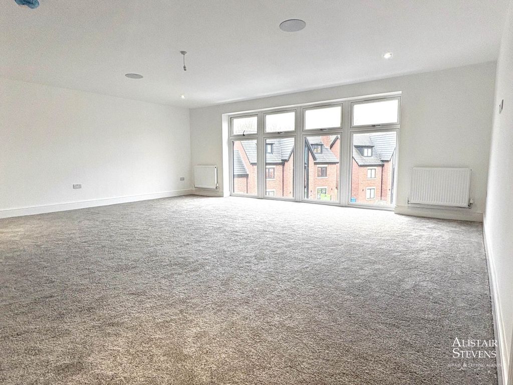 Additional image 11 of 4 bed detached house for saleHunt Lane, Chadderton OL9