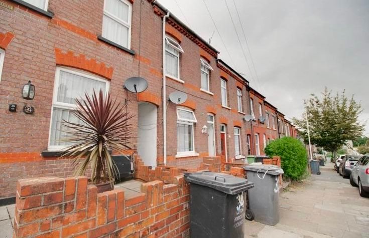 Property photo 1 of 12