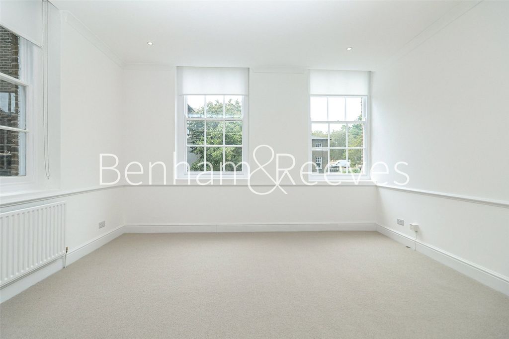 Property photo 2 of 18 Picture No. 03