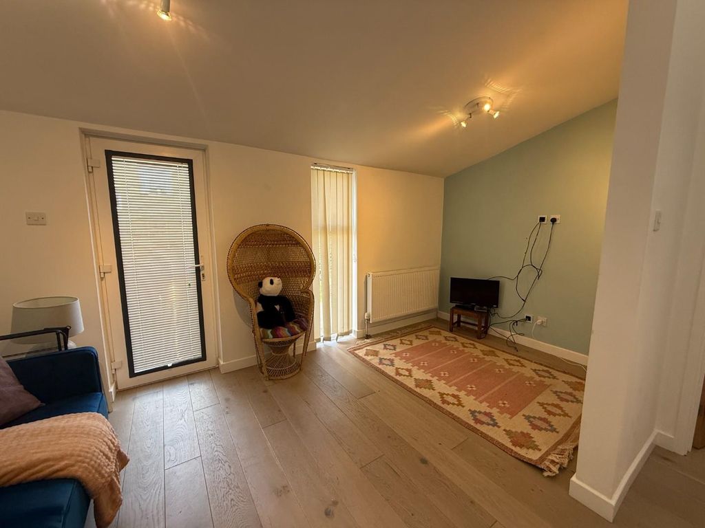 Property photo 3 of 14 Img_4875.Jpg