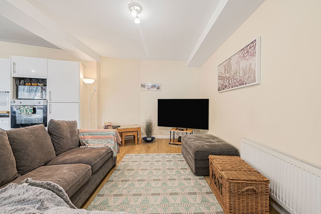Property photo 2 of 19 Reception Room
