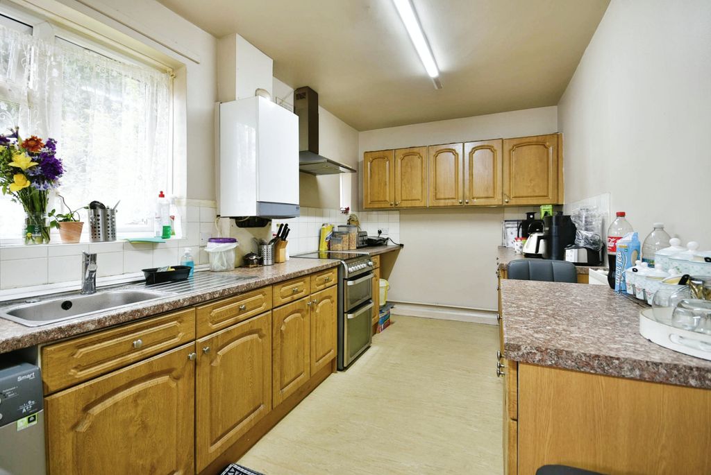 Property photo 3 of 15 Photography