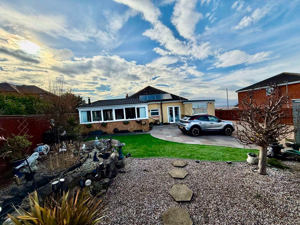 Property photo 3 of 33