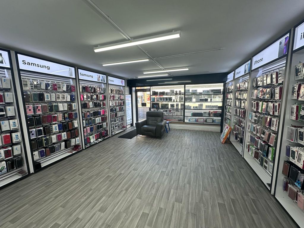 Property photo 3 of 4