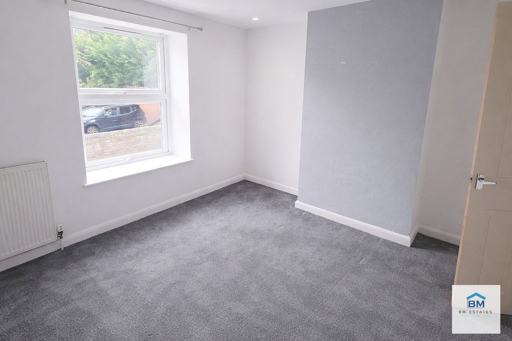 Property photo 2 of 4 Photo 2