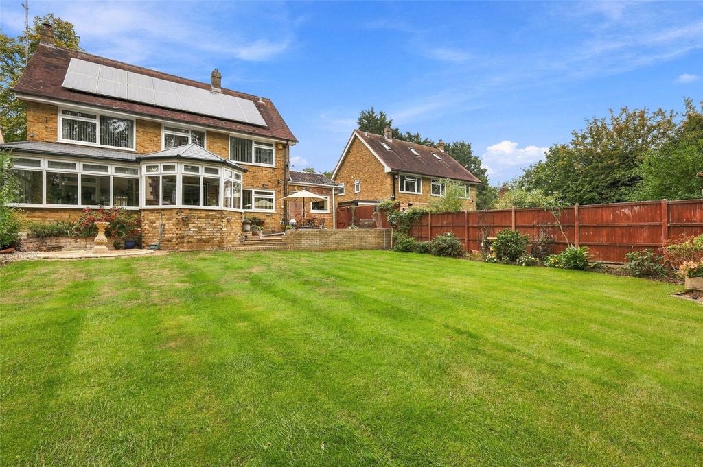 Property photo 3 of 22 Picture No. 26