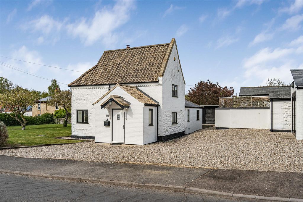 Property photo 1 of 24 24_78889.Jpg