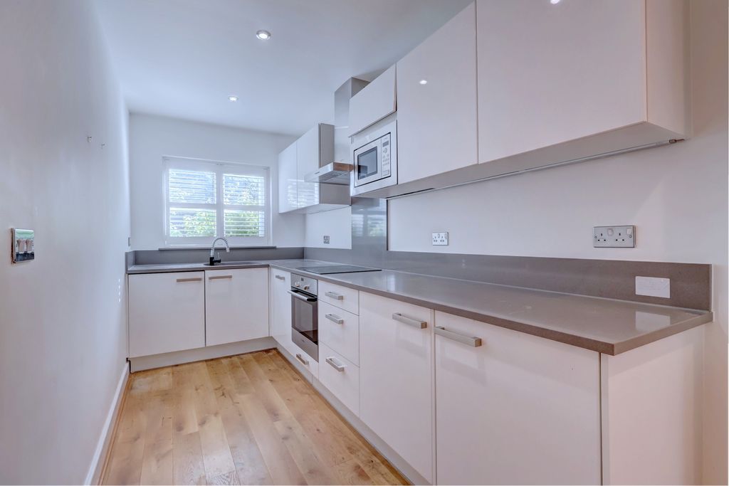 Property photo 2 of 11 Picture No. 02