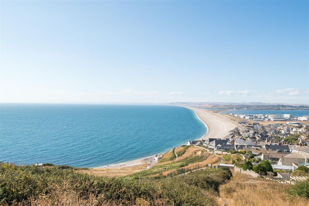 Property photo 1 of 11 9-6A83309639c39-1508812-1A0106Bd0A062-009-9-1.Jpg