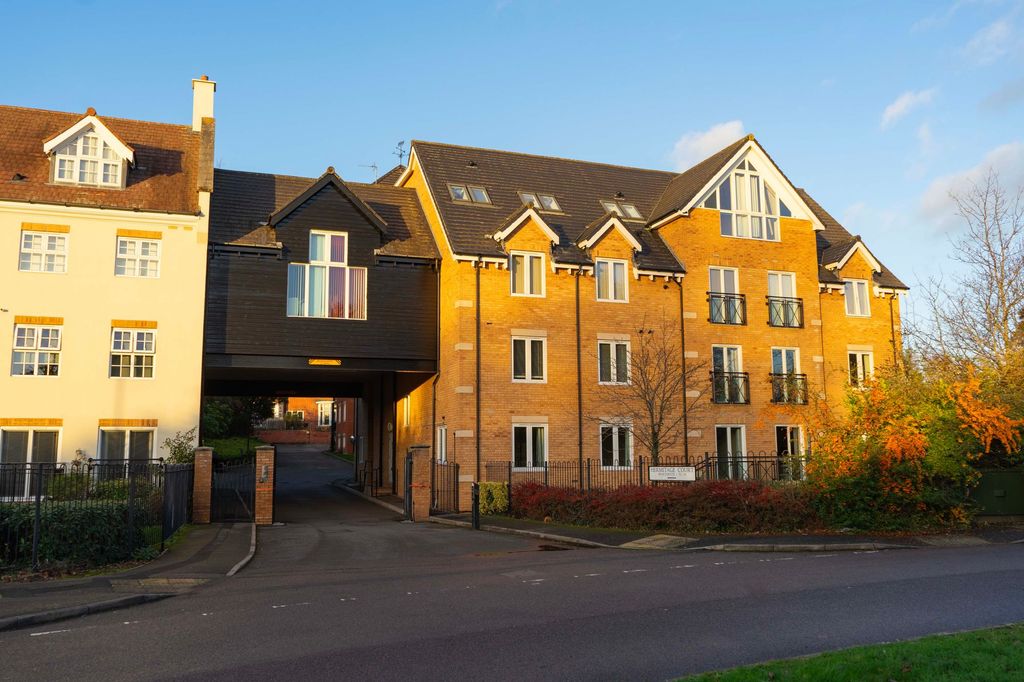 Property photo 1 of 13