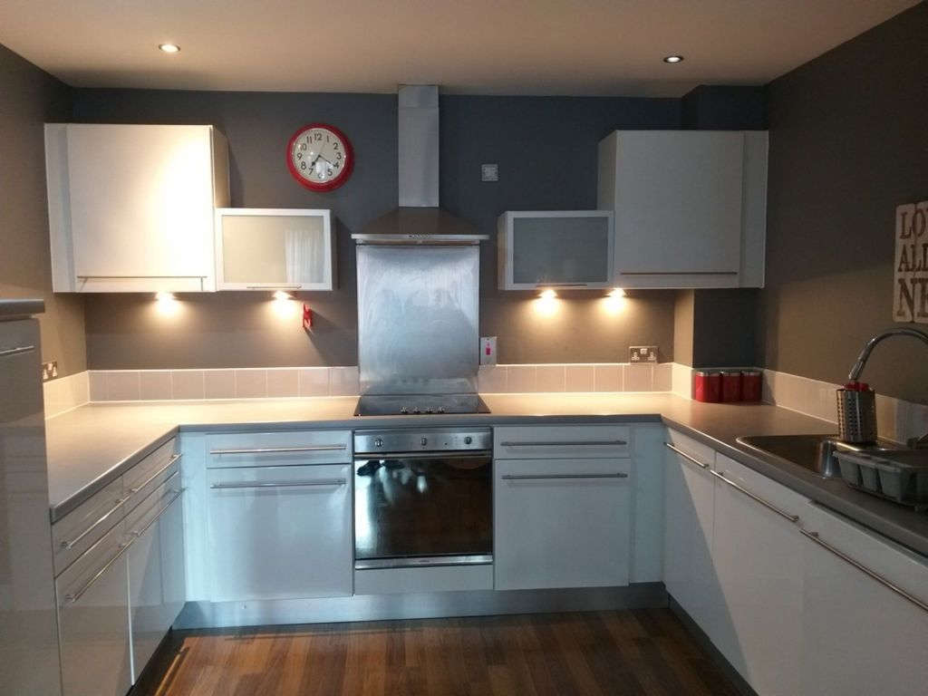 Property photo 3 of 11