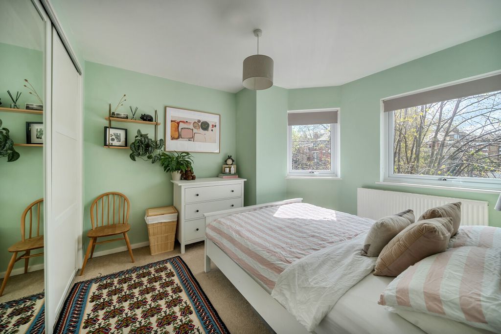 Property photo 3 of 18 1442718-10-69Dcf7...