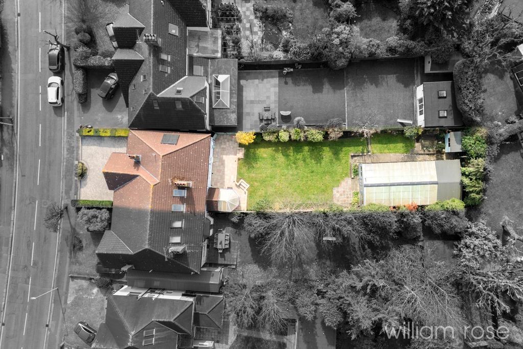 Property photo 3 of 40 Kingsavenue_48.Jpg