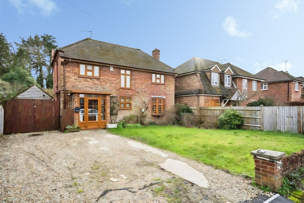 Property photo 1 of 12