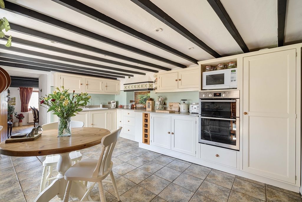 Property photo 1 of 26 1293587-14-6825F91Be5Ad8-Arw