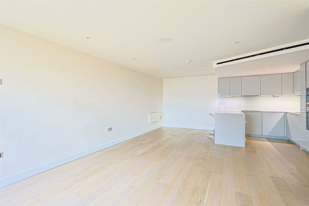 Property photo 1 of 20 Picture No. 13