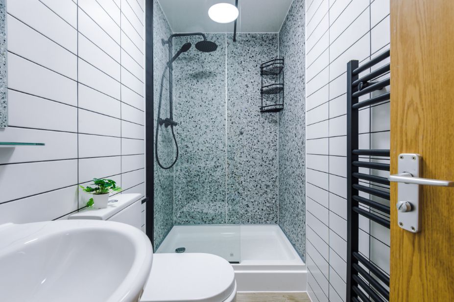 Property photo 3 of 11 70Ha - Bathroom 1