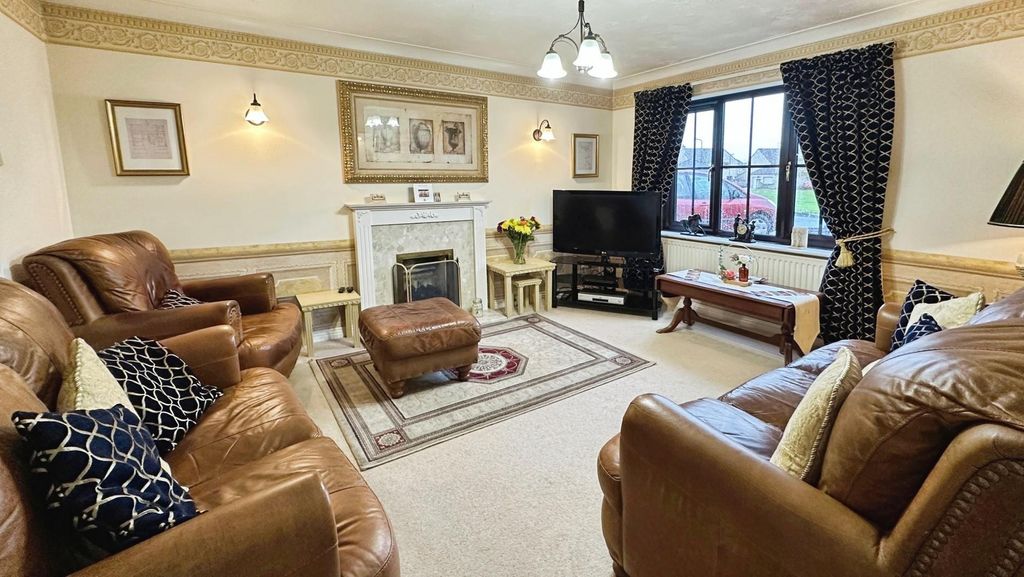 Property photo 2 of 35 Aa8Ddf36-Fullsizerender-27.Jpeg