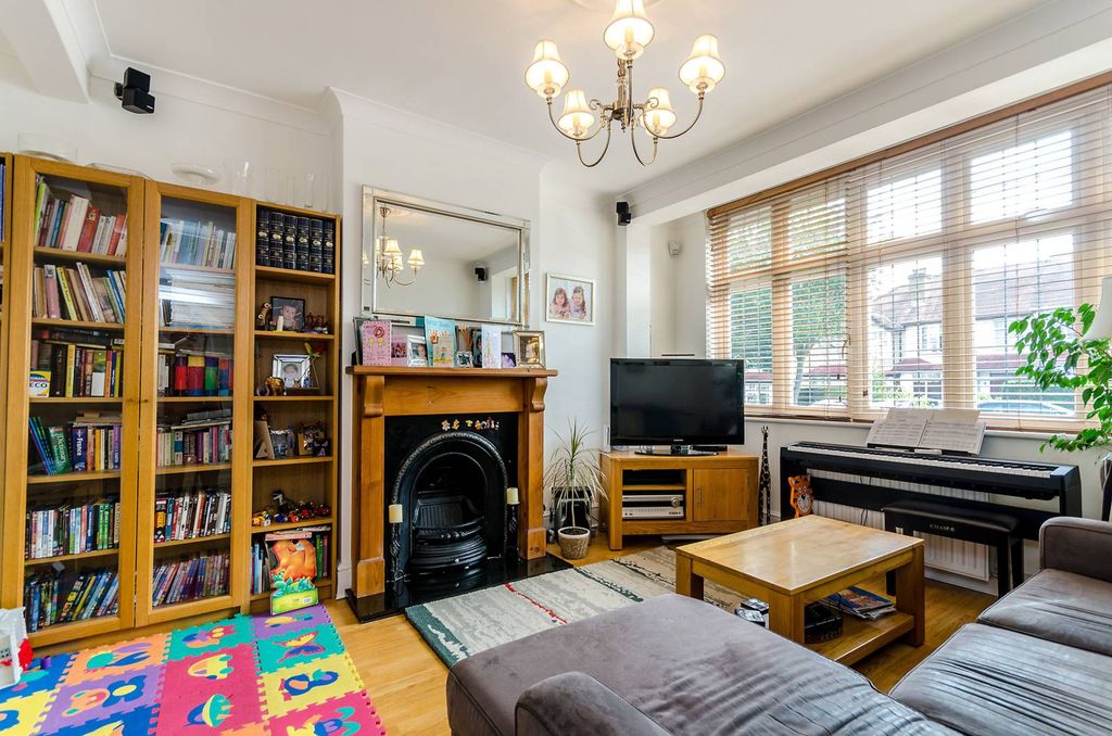 Property photo 1 of 17