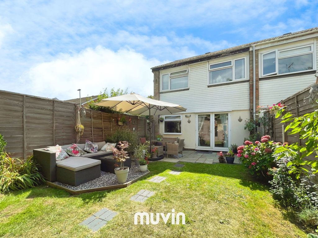 Property photo 3 of 35