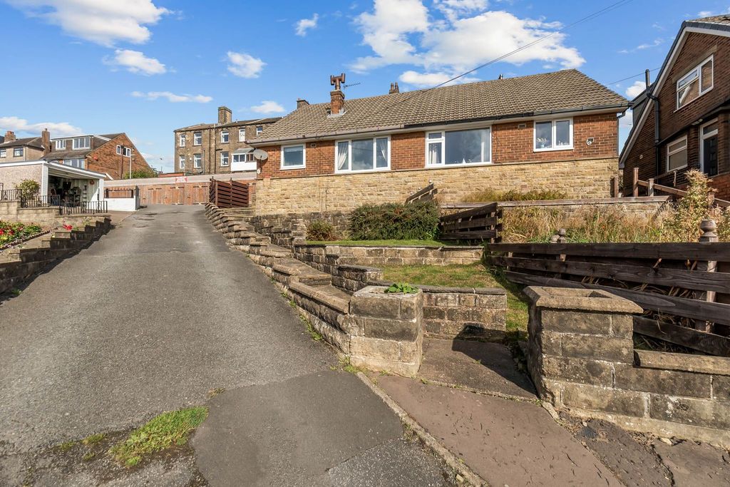 Property photo 1 of 29