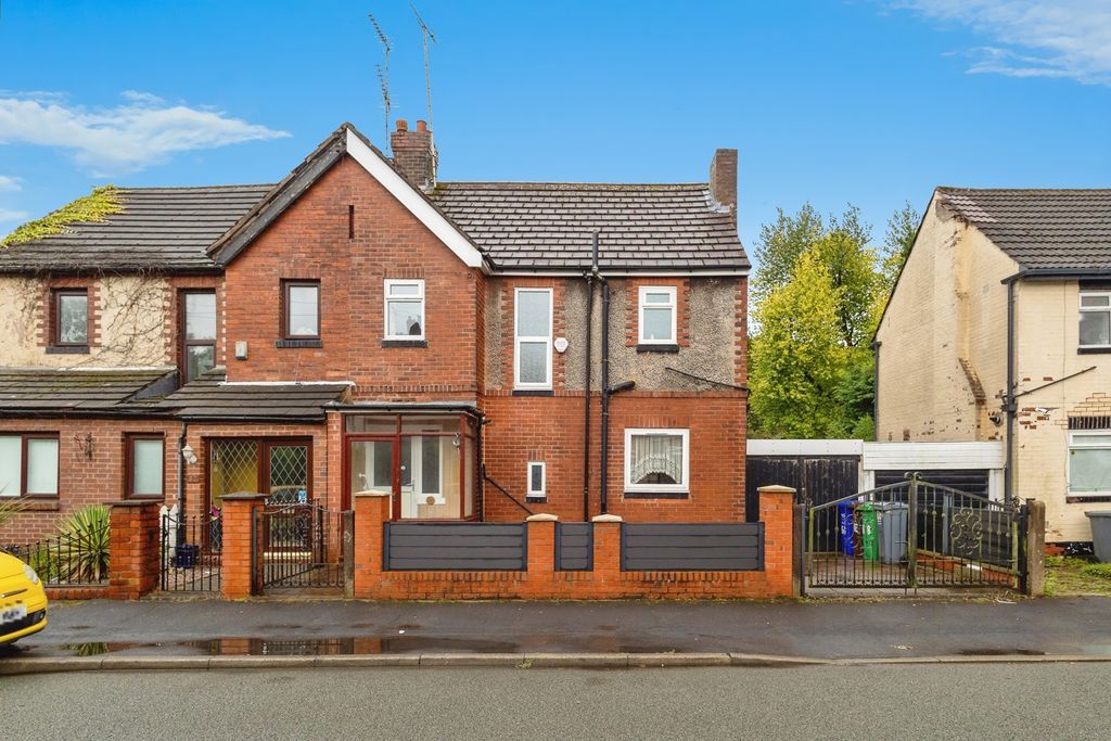 Property photo 1 of 17 Photo