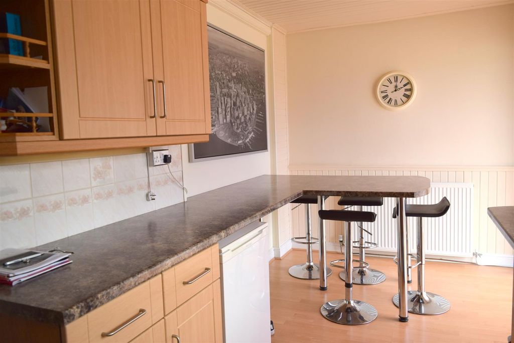 Additional image 12 of 2 bed terraced house to rentWestern Avenue, Chester CH1