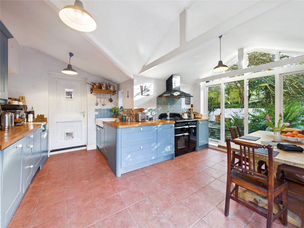 Property photo 2 of 21 Picture 2