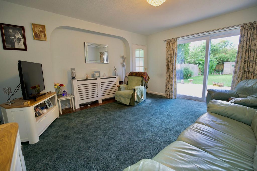 Property photo 3 of 13 Living Room