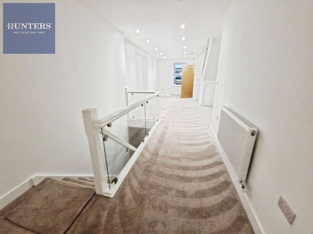 Property photo 3 of 13 Pbox-Img.Jpg