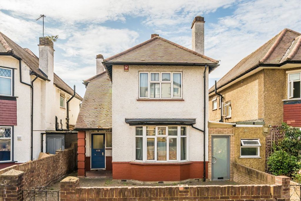 Property photo 1 of 7